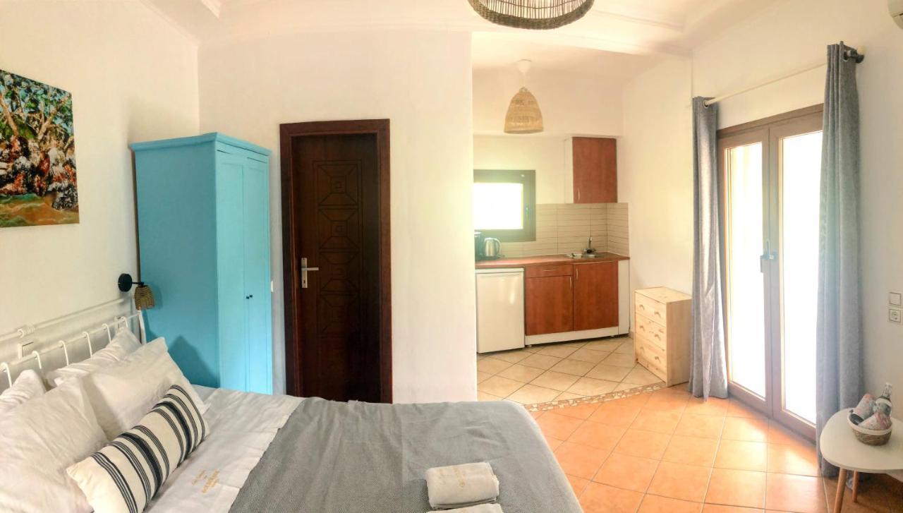 Aparthotel Golden Sun à Parga Extérieur photo
